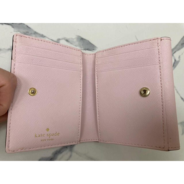 kate spade new york(ケイトスペードニューヨーク)のケイトスペード　折りたたみ財布 レディースのファッション小物(財布)の商品写真