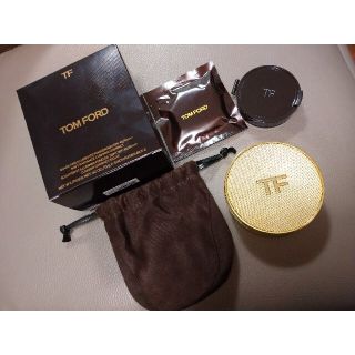 TOMFORDトムフォードジェイドアンドイルミネイトファンデション