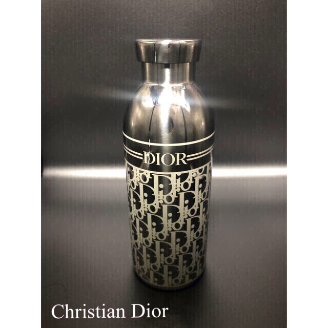 Christian Dior(クリスチャンディオール)の【☆未使用品☆】Christian Dior Bottleディオールサーモボトル インテリア/住まい/日用品のキッチン/食器(タンブラー)の商品写真