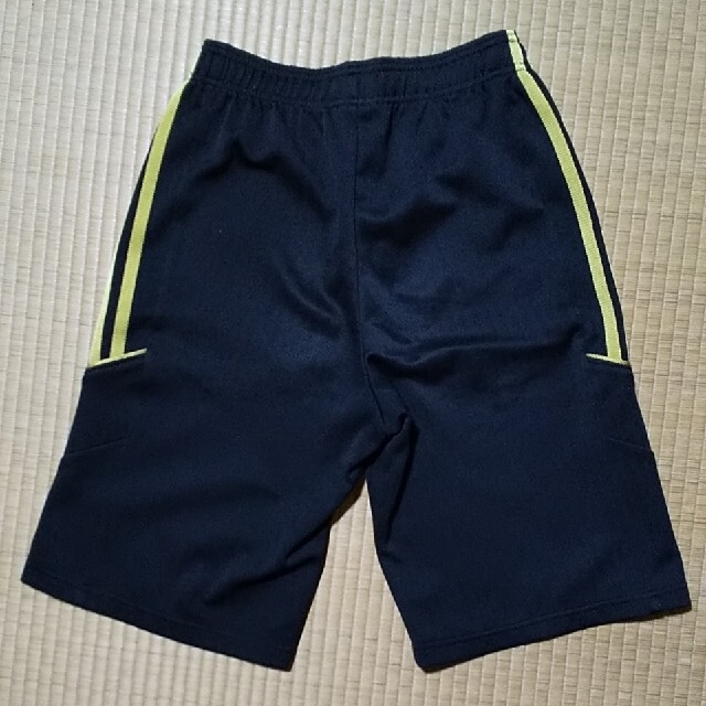 adidas(アディダス)のmex様専用こども用ハーフパンツ キッズ/ベビー/マタニティのキッズ服男の子用(90cm~)(パンツ/スパッツ)の商品写真