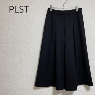 プラステ(PLST)の【中古美品】PLSTガウチョパンツ　スカーチョ　黒　Mサイズ(カジュアルパンツ)