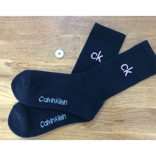 Calvin Klein(カルバンクライン)の新品 カルバンクライン Calvin Klein レディースソックス4足セット1 レディースのレッグウェア(ソックス)の商品写真