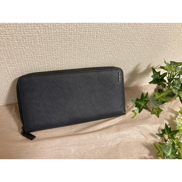 PRADA(プラダ)の[特価] PRADA プラダ　大容量長財布　USED　美品　 レディースのファッション小物(財布)の商品写真