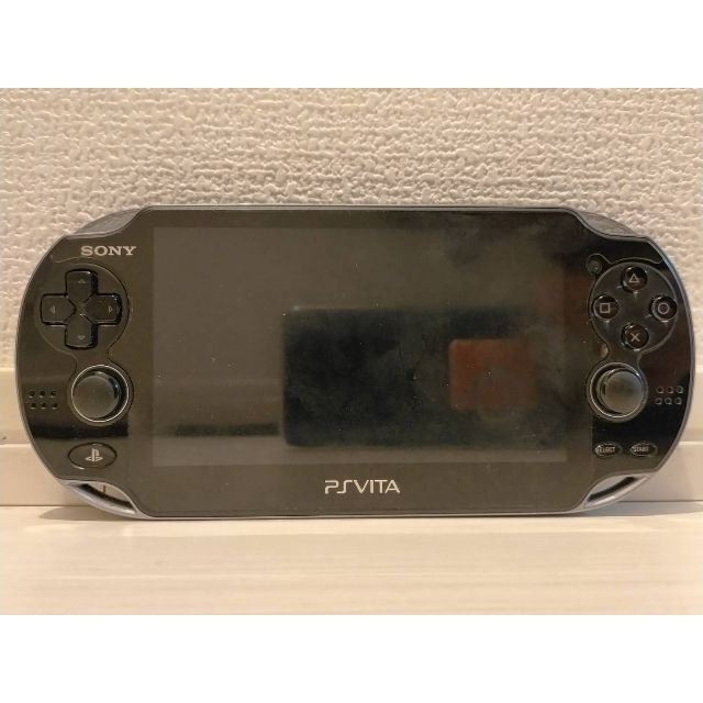 PlayStation Vita(プレイステーションヴィータ)のPS VITA PCH1100 エンタメ/ホビーのゲームソフト/ゲーム機本体(家庭用ゲーム機本体)の商品写真