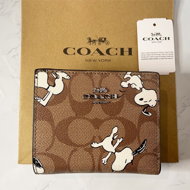 【新品-未使用】 COACH X PEANUTS  コラボ  二つ折りミニ財布