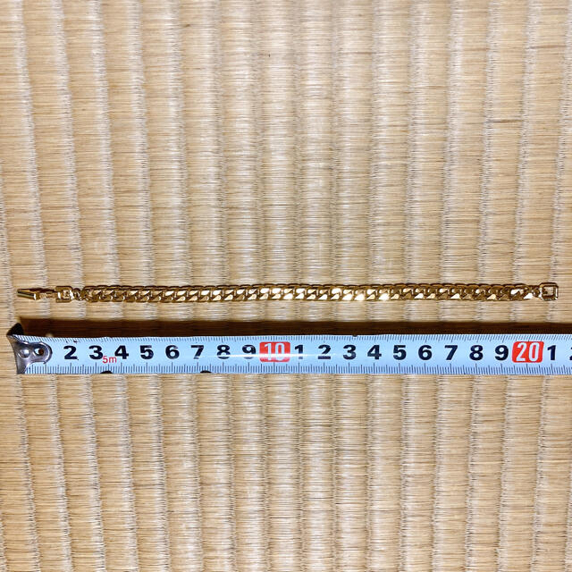 ジバンシィ ゴールド喜平チェーンGGロゴ留め具ブレスレット 美品! ジバンシィ ゴールド喜平チェーンGGロゴ留め具ブレスレット 美品!