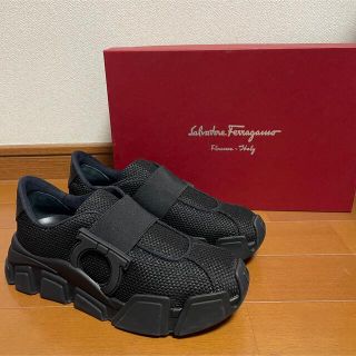 Salvatore Ferragamo - Salvatore Ferragamo ブラックスニーカーの通販