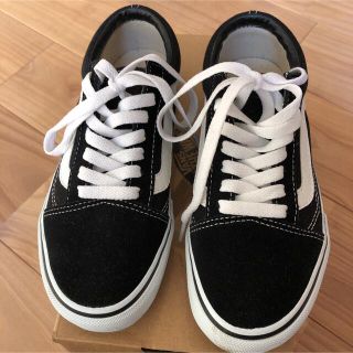 ヴァンズ(VANS)のバンズ オールド スクール 　２２cm ブラック　ホワイト(スニーカー)