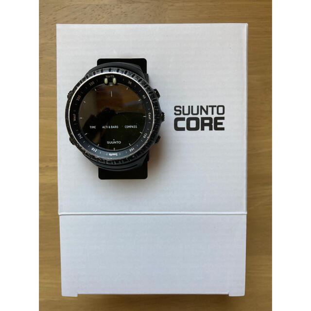 SUUNTO(スント)のスロウハイツの女神専用　SUUNTO CORE（オール・ブラック） メンズの時計(腕時計(デジタル))の商品写真