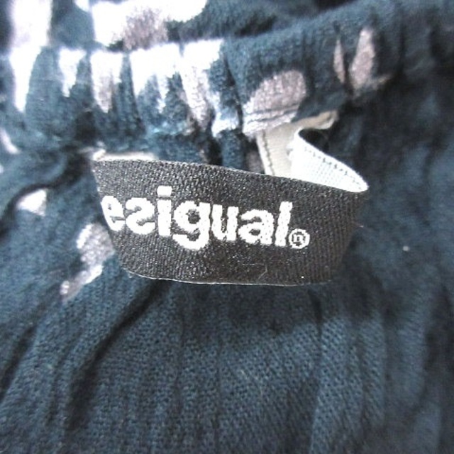 DESIGUAL(デシグアル)のデシグアル カットソー 総柄 長袖 XL 紺 ネイビー グレー 赤 レッド レディースのトップス(カットソー(長袖/七分))の商品写真