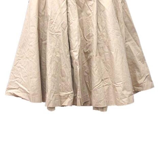 Adam et Rope'(アダムエロぺ)のアダムエロペ フレアスカート ひざ丈 タック チノ 38 ベージュ レディースのスカート(ひざ丈スカート)の商品写真