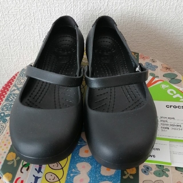 crocs - 烏様専用 クロックス アリスワーク W6 黒の通販 by crocs - 烏様専用 クロックス アリスワーク W6 黒の通販 by