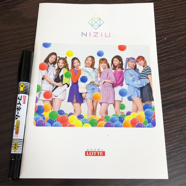 NIZIUノート エンタメ/ホビーのタレントグッズ(アイドルグッズ)の商品写真