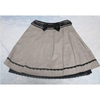 レッセパッセ(LAISSE PASSE)の新品☆レッセパッセ　裾レーススカート36(ひざ丈スカート)