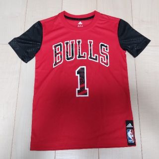 アディダス(adidas)のadidas  bulls Tシャツ 赤 140cm バスケ 半袖(Tシャツ/カットソー)