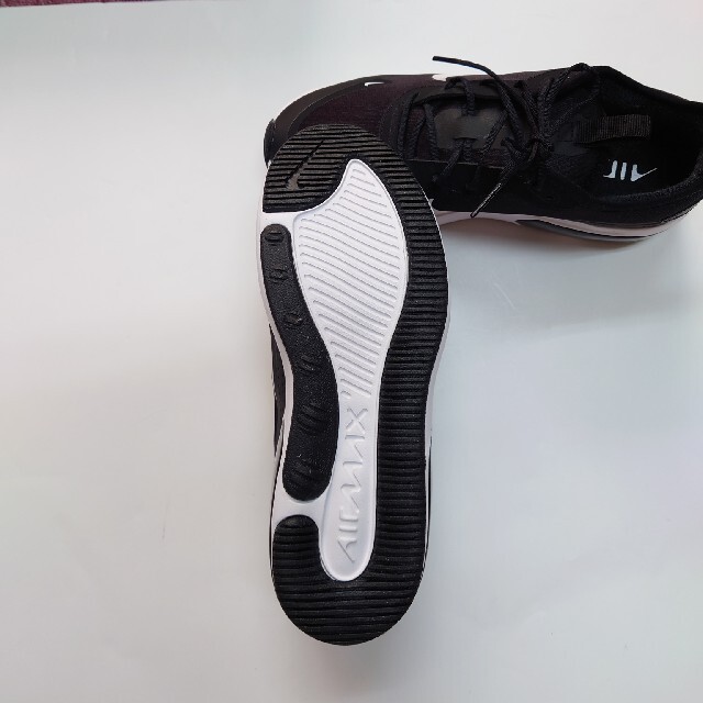 NIKE(ナイキ)のナイキ　エアマックス　23.5cm レディースの靴/シューズ(スニーカー)の商品写真