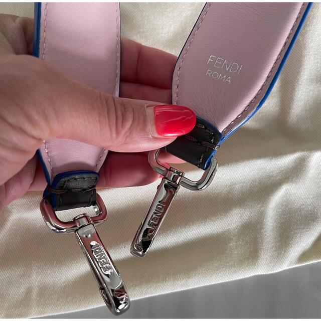 FENDI(フェンディ)のFENDI⭐︎ストラップユー レディースのファッション小物(その他)の商品写真