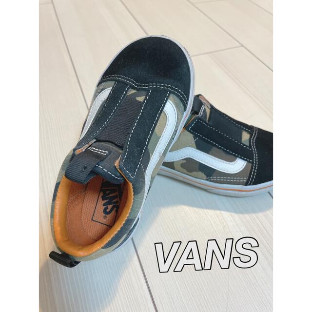 VANS(ヴァンズ)のVANS☆迷彩スニーカー  #17 キッズ/ベビー/マタニティのキッズ靴/シューズ(15cm~)(スリッポン)の商品写真