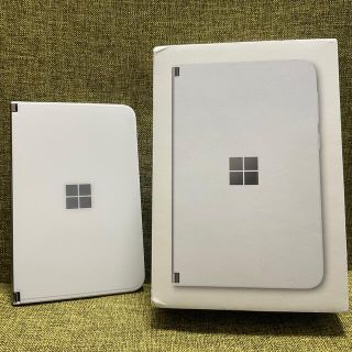 マイクロソフト(Microsoft)のSurface Duo 256GB SIMフリー(スマートフォン本体)