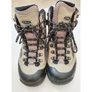 シリオ(SIRIO)の☆こはる様専用商品☆SIRIO トレッキングシューズ PF302 3ET 登山靴(登山用品)