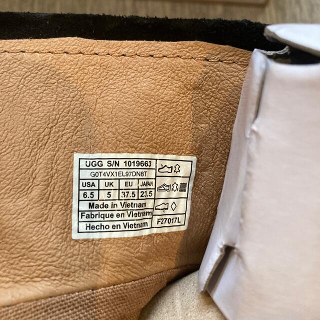 UGG(アグ)のUGG　OLIVE HIGH-TOP  ハイカットスニーカー　23.5㎝ レディースの靴/シューズ(スニーカー)の商品写真