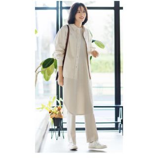 ユニクロ(UNIQLO)のUNIQLO イージーフレアパンツ（丈長め）(カジュアルパンツ)