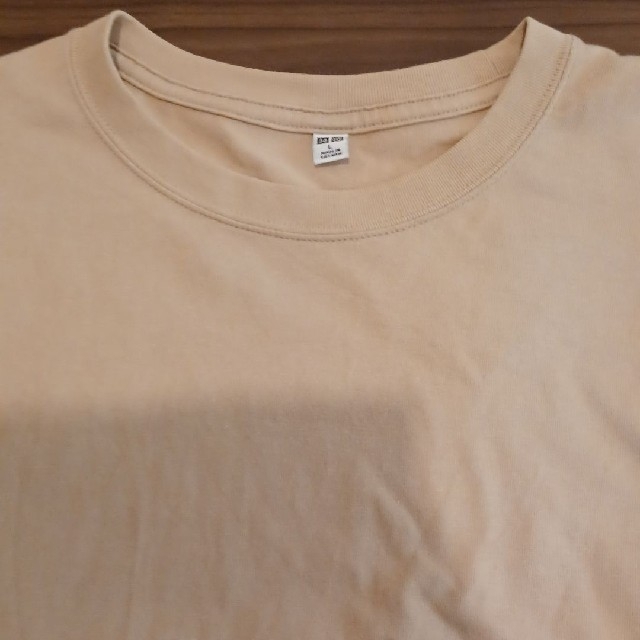 UNIQLO(ユニクロ)のユニクロ　コットンリラックスフィットクルーネックT　(長袖)　L　ベージュ レディースのトップス(Tシャツ(長袖/七分))の商品写真