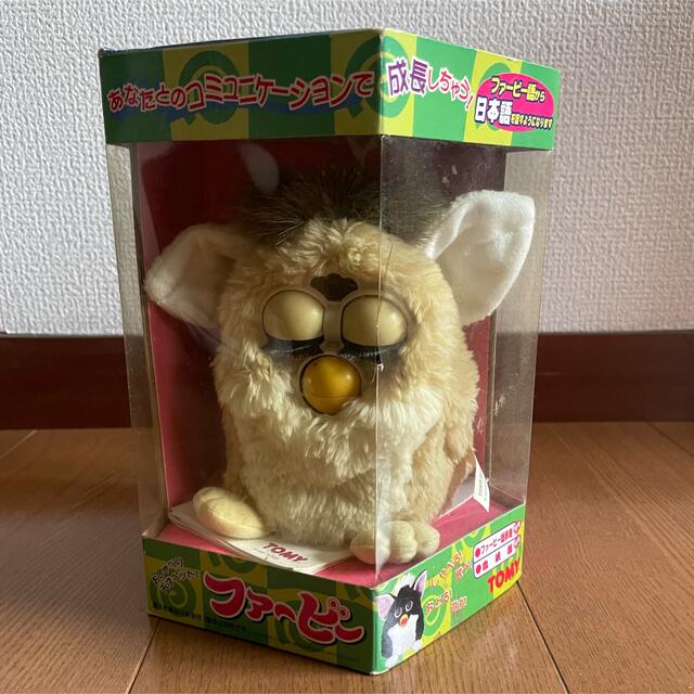 TOMMY(トミー)のファービー エンタメ/ホビーのおもちゃ/ぬいぐるみ(ぬいぐるみ)の商品写真