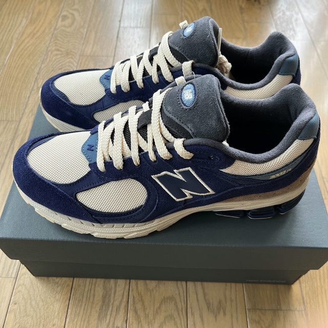 New Balance M2002RG