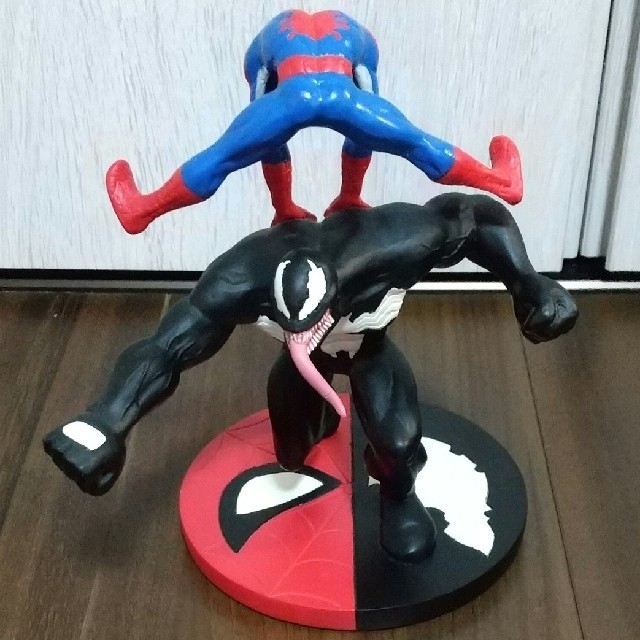 スパイダーマンVSヴェノム フィギュアの通販 by マユ's shop|ラクマ スパイダーマンVSヴェノム フィギュアの通販 by マユ's shop|ラクマ