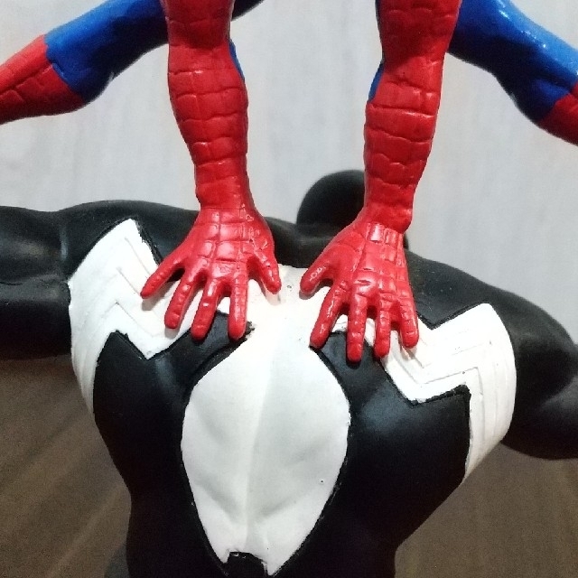 スパイダーマンVSヴェノム フィギュアの通販 by マユ's shop|ラクマ スパイダーマンVSヴェノム フィギュアの通販 by マユ's shop|ラクマ