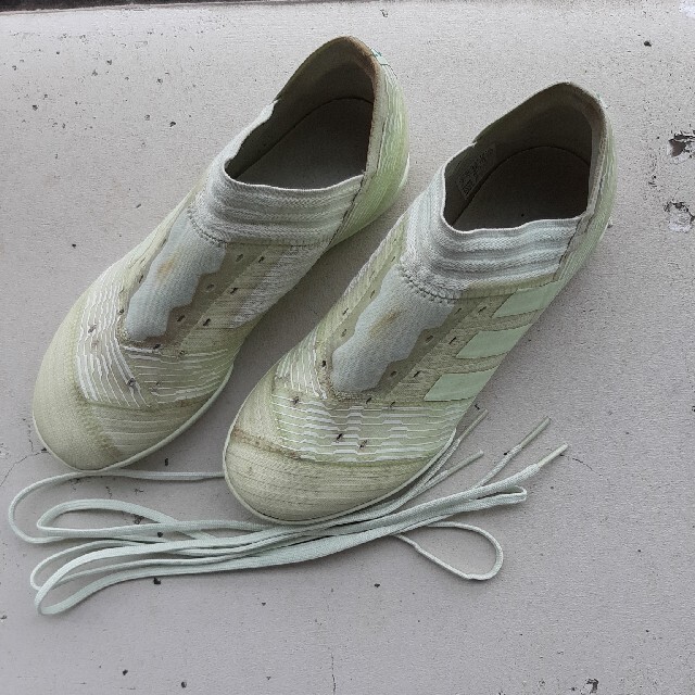 adidas(アディダス)のアディダス  ネメシス   Jrトレシュ   22.5cm スポーツ/アウトドアのサッカー/フットサル(シューズ)の商品写真