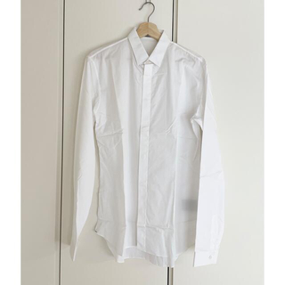ディオール(Dior)の【新品未使用】ディオールCD ドレスシャツ　白(シャツ)