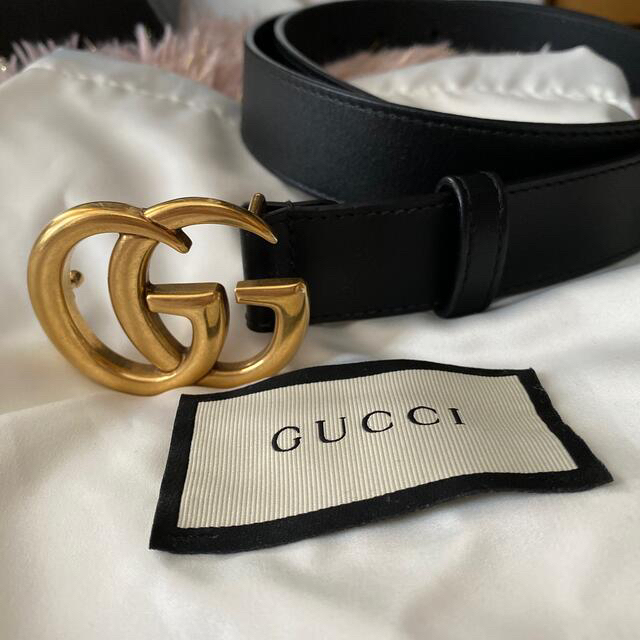 Gucci - GUCCI ベルト GGマーモント シャイニーバックルレザーベルトの