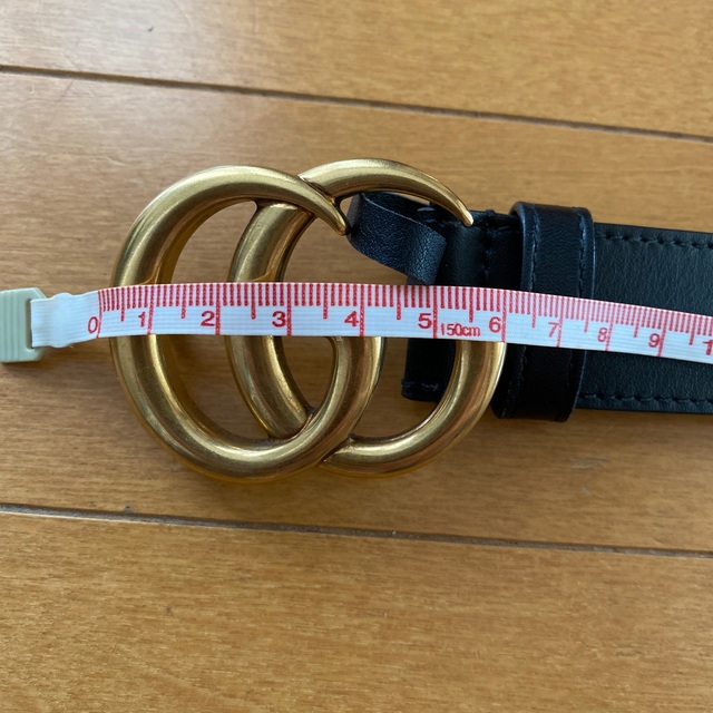 Gucci - GUCCI ベルト GGマーモント シャイニーバックルレザーベルトの