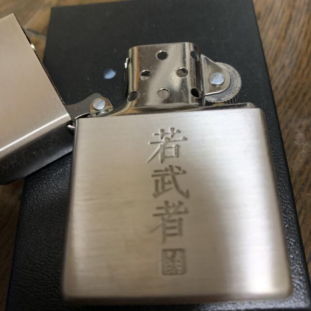 ZIPPO(ジッポー)のzippo新中古　　若武者 メンズのファッション小物(タバコグッズ)の商品写真