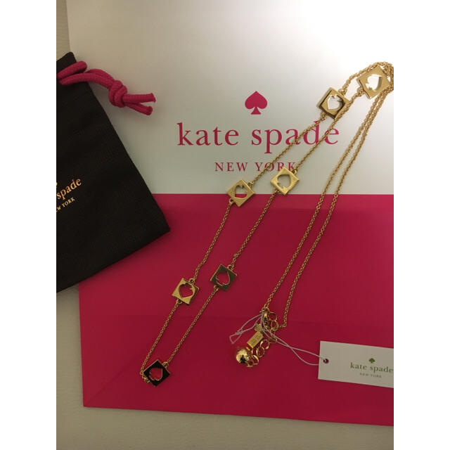 kate spade new york(ケイトスペードニューヨーク)の新品 kate spade ネックレス スペード♠︎柄 ゴールド レディースのアクセサリー(ネックレス)の商品写真