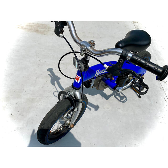 Henshin へんしんバイク/幼児用自転車/ブルー キッズ/ベビー/マタニティの外出/移動用品(自転車)の商品写真