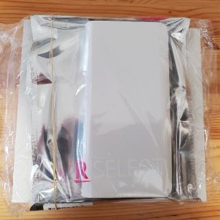 ラクテン(Rakuten)のRakuten Hand 4G white 白 手帳型ケース付属(スマートフォン本体)