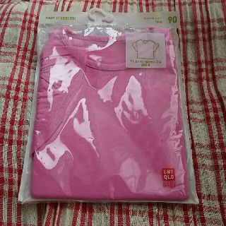 ユニクロ(UNIQLO)の新品 ユニクロbaby  クルーネックT 90(Tシャツ/カットソー)