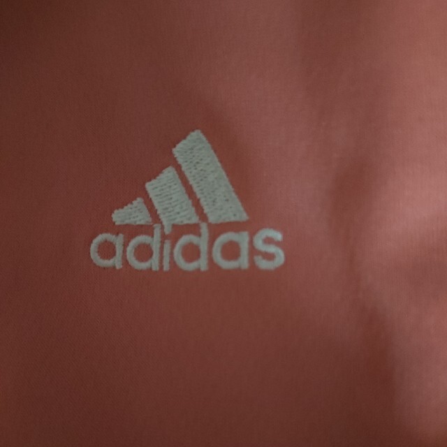 adidas(アディダス)のアディダスのスポーツウエアー スポーツ/アウトドアのランニング(ウェア)の商品写真