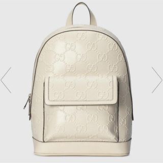 グッチ(Gucci)のGUCCI GGエンボス バックパック メンズ ホワイト 正規品 製造番号○(バッグパック/リュック)