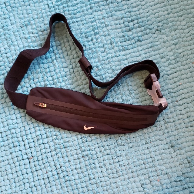 NIKE(ナイキ)のナイキ　ウエストバンド メンズのファッション小物(その他)の商品写真