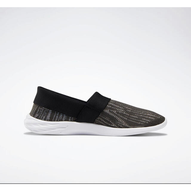 Reebok(リーボック)のReebok  リーボック　アストロライド　SLIP ON  新品未使用 レディースの靴/シューズ(スリッポン/モカシン)の商品写真