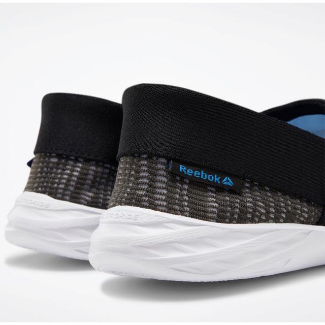 Reebok(リーボック)のReebok  リーボック　アストロライド　SLIP ON  新品未使用 レディースの靴/シューズ(スリッポン/モカシン)の商品写真