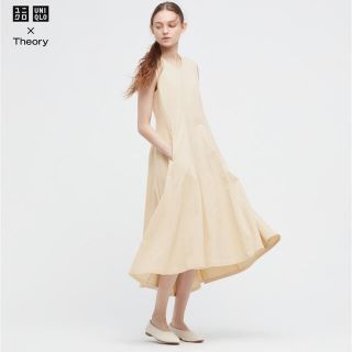 ユニクロ(UNIQLO)のUNIQLO×theoryワンピース⭐︎新品タグ付き(ロングワンピース/マキシワンピース)