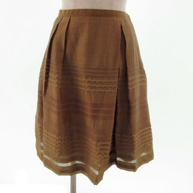UNTITLED(アンタイトル)のUNTITLED スカート タック ひざ丈 コットン混 ボーダー 茶 1 レディースのスカート(ひざ丈スカート)の商品写真