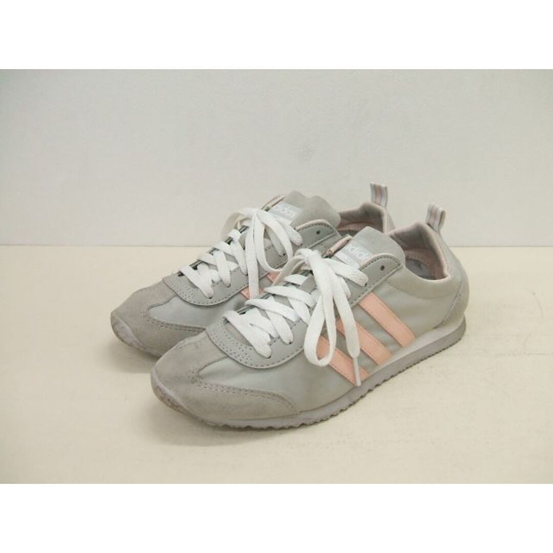 adidas(アディダス)のadidas BB9671 neo VS JOG W 靴 23.5 スニーカー グレー ピンク レディース アディダス【中古】1-0329G♪ レディースの靴/シューズ(スニーカー)の商品写真