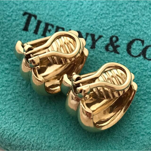 Tiffany & Co.(ティファニー)のTiffany K18YGヴィンテージイヤリング希少 レディースのアクセサリー(ピアス)の商品写真