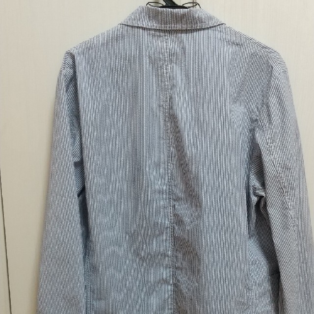 ユニクロ シアサッカー サイズM ジャケッ999 メンズのジャケット/アウター(テーラードジャケット)の商品写真